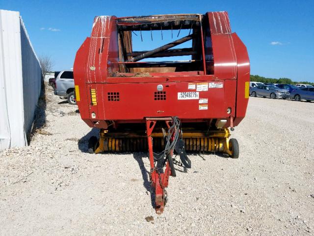 YDN177215 - 2013 NEWH HAY BALER RED photo 5