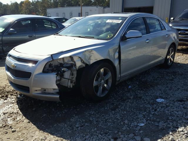 1G1ZC5EU9CF139013 - 2012 CHEVROLET MALIBU 1LT SILVER photo 2