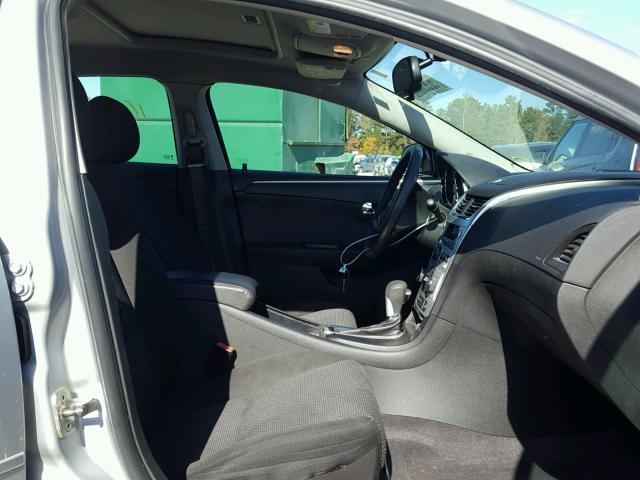 1G1ZC5EU9CF139013 - 2012 CHEVROLET MALIBU 1LT SILVER photo 5