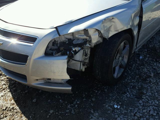 1G1ZC5EU9CF139013 - 2012 CHEVROLET MALIBU 1LT SILVER photo 9