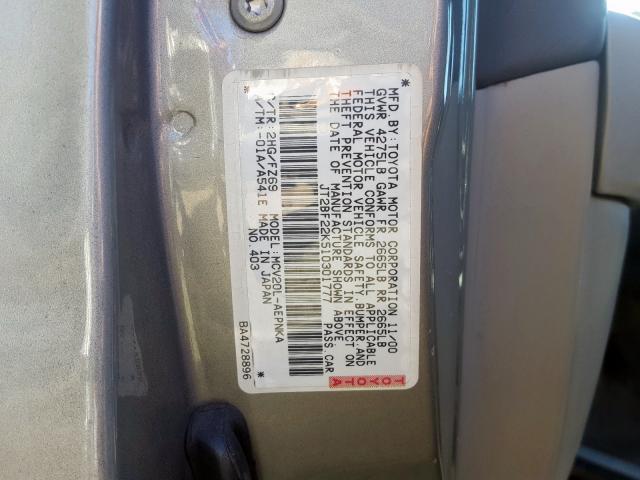 JT2BF22K510301777 - 2001 TOYOTA CAMRY CE SILVER photo 10