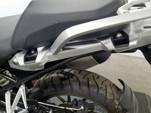 WB10A1107FZ187577 - 2015 BMW R1200 GS WHITE photo 14