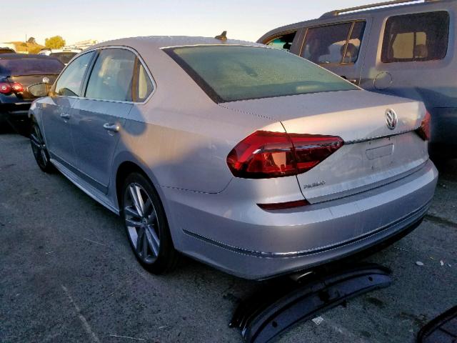 1VWDT7A39HC060294 - 2017 VOLKSWAGEN PASSAT R-L SILVER photo 3