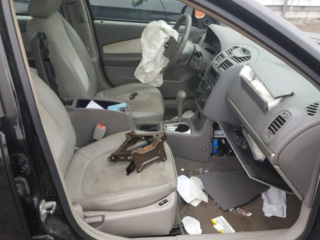 1G1ZU64894F178838 - 2004 CHEVROLET MALIBU MAX შავი ფოტო 5