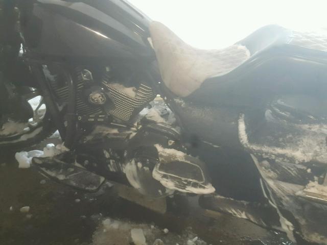 1HD1KH419AB665175 - 2010 HARLEY-DAVIDSON FLTRX 黑色 照片 10