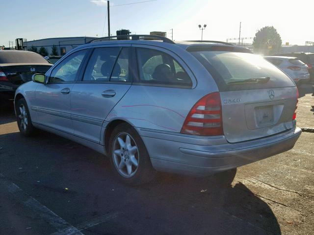 WDBRH61J13F345886 - 2003 MERCEDES-BENZ C 240 SPOR SILVER photo 3