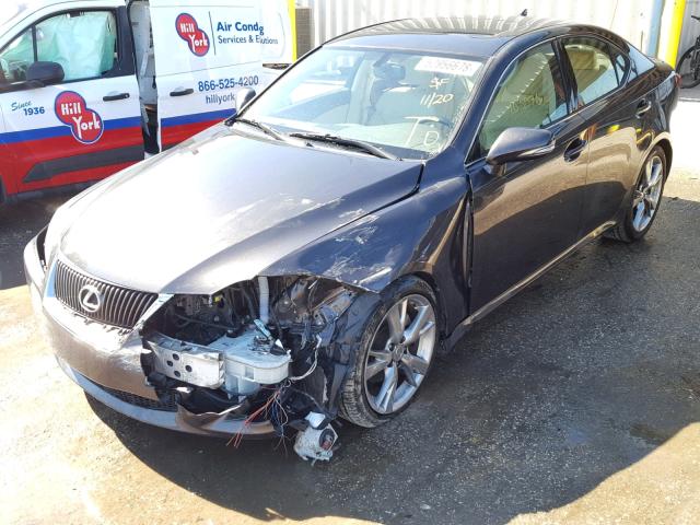 JTHBF5C23A2100051 - 2010 LEXUS IS 250 GRAY photo 2