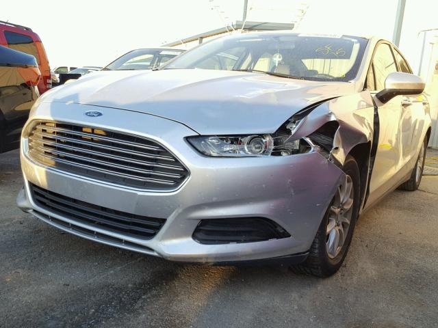 3FA6P0G72FR228301 - 2015 FORD FUSION S SILVER photo 2