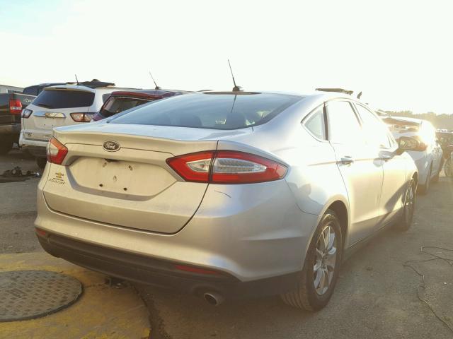 3FA6P0G72FR228301 - 2015 FORD FUSION S SILVER photo 4