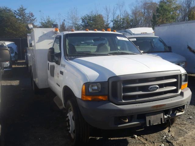 1FDAF56F9YEA30393 - 2000 FORD F550 SUPER WHITE photo 1