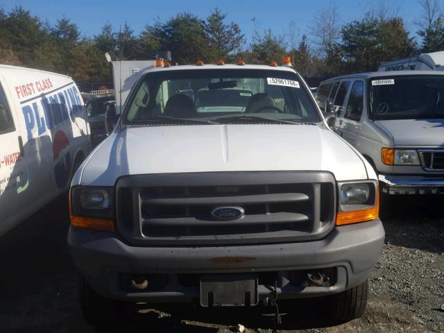 1FDAF56F9YEA30393 - 2000 FORD F550 SUPER WHITE photo 9