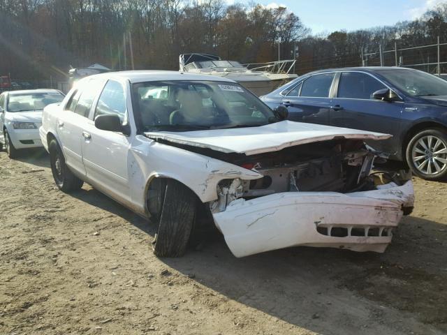 2FAFP71V48X156179 - 2008 FORD CROWN VICT WHITE photo 1