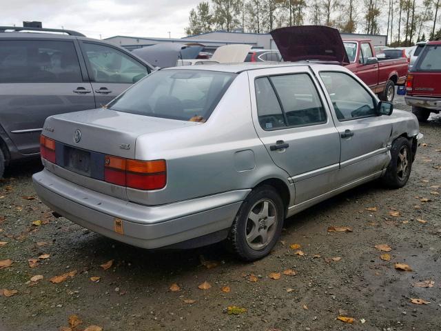 3VWRA81H6XM252332 - 1999 VOLKSWAGEN JETTA GL SILVER photo 4