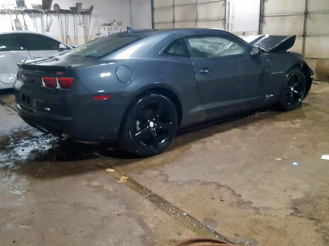 2G1FC1E39C9171732 - 2012 CHEVROLET CAMARO LT GRAY photo 4