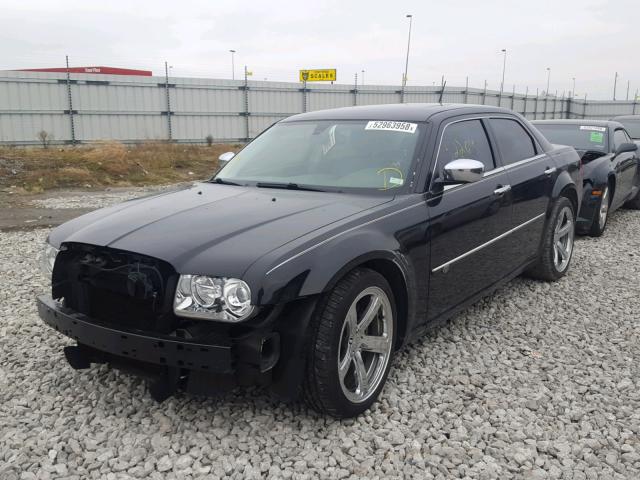 2C3KA63H68H166030 - 2008 CHRYSLER 300C BLACK photo 2