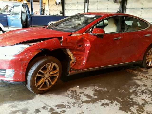 5YJSA1H10EFP60429 - 2014 TESLA MODEL S RED photo 10