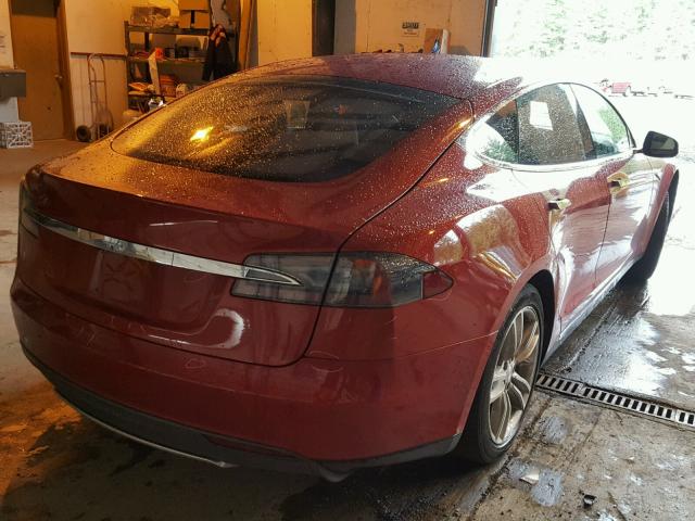 5YJSA1H10EFP60429 - 2014 TESLA MODEL S RED photo 4