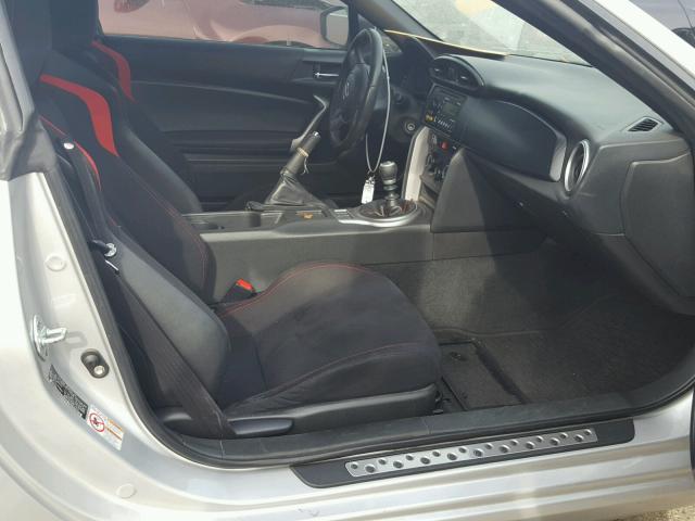 JF1ZNAA17D1700206 - 2013 TOYOTA SCION FR-S SILVER photo 5