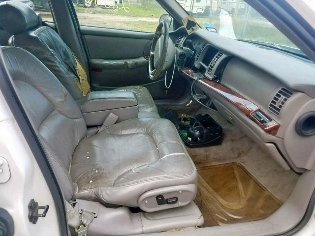 1G4CW52K1V4648403 - 1997 BUICK PARK AVENU WHITE photo 5