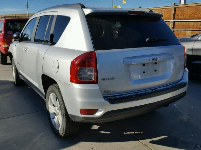 1C4NJDBB7CD638963 - 2012 JEEP COMPASS SP ვერცხლისფერი ფოტო 3