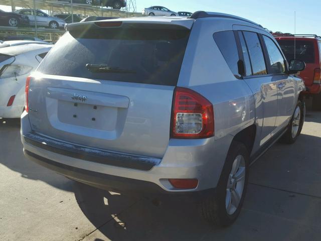 1C4NJDBB7CD638963 - 2012 JEEP COMPASS SP ვერცხლისფერი ფოტო 4