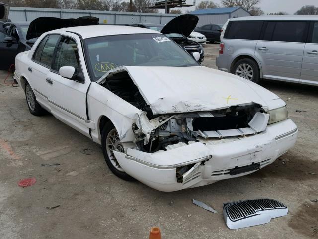 2MEFM74W5WX604366 - 1998 MERCURY GRAND MARQ WHITE photo 1