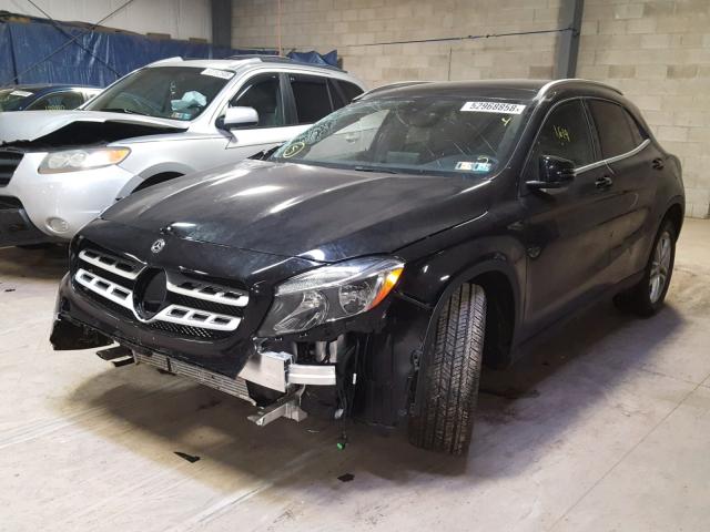 WDCTG4GB5KJ548431 - 2019 MERCEDES-BENZ GLA 250 4M BLACK photo 2