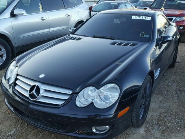 WDBSK71F57F128030 - 2007 MERCEDES-BENZ SL 550 BLACK photo 2