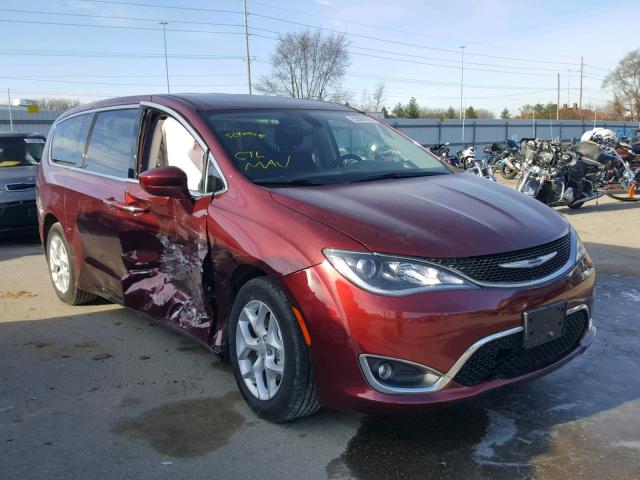 2C4RC1FG2JR158971 - 2018 CHRYSLER PACIFICA T RED photo 1