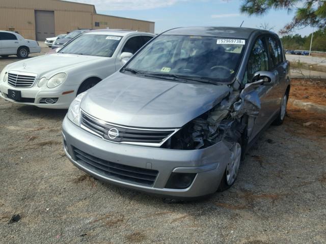 3N1BC1CP8AL444944 - 2010 NISSAN VERSA S SILVER photo 2