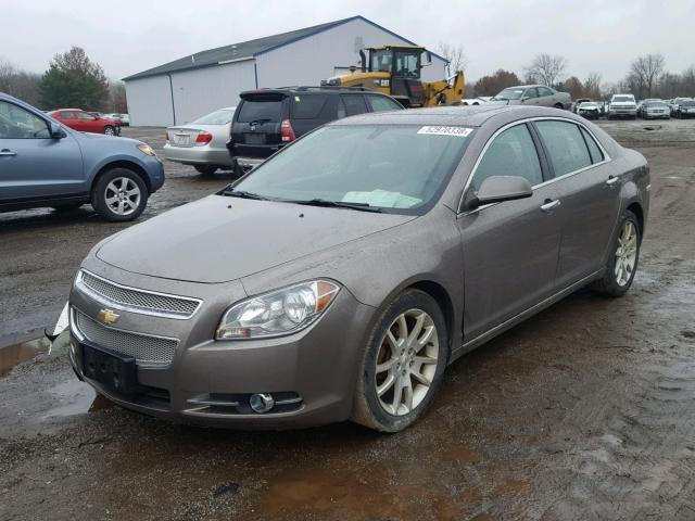 1G1ZE5EB4AF320090 - 2010 CHEVROLET MALIBU LTZ BROWN photo 2