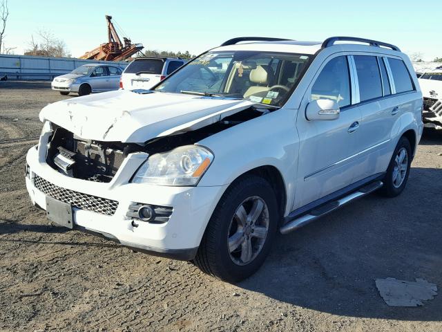 4JGBF71E98A312510 - 2008 MERCEDES-BENZ GL 450 4MA WHITE photo 2