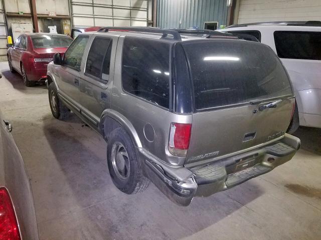 1GNDT13W9W2286188 - 1998 CHEVROLET BLAZER TAN photo 3