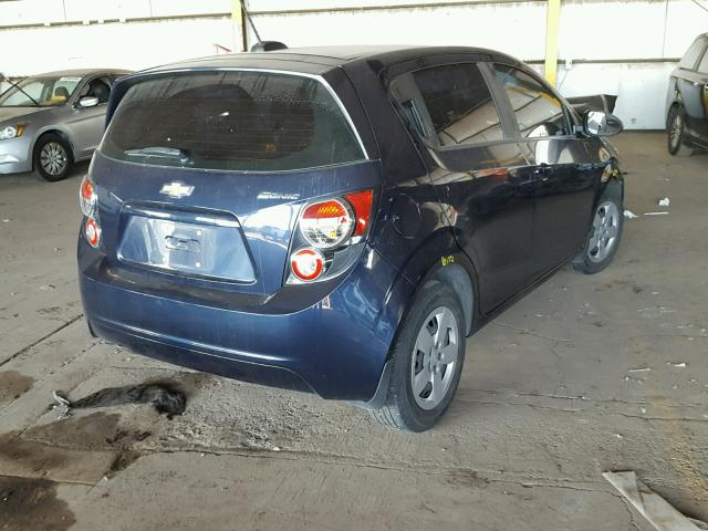 1G1JA6SH0G4171379 - 2016 CHEVROLET SONIC LS 蓝色 照片 4