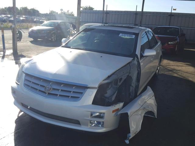 1G6DC67A050182206 - 2005 CADILLAC STS WHITE photo 2