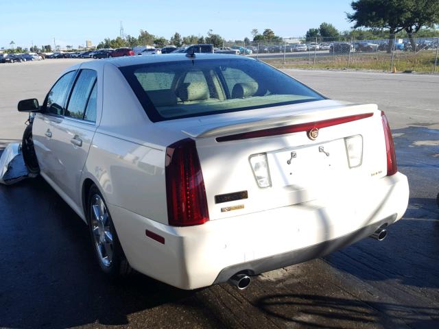 1G6DC67A050182206 - 2005 CADILLAC STS WHITE photo 3