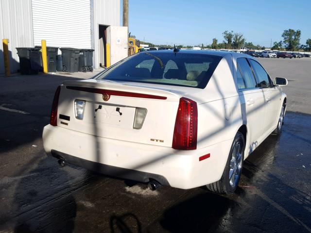 1G6DC67A050182206 - 2005 CADILLAC STS WHITE photo 4