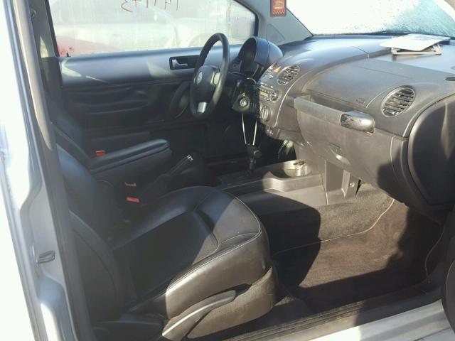 3VWRR31C96M424559 - 2006 VOLKSWAGEN NEW BEETLE Silber Foto 5