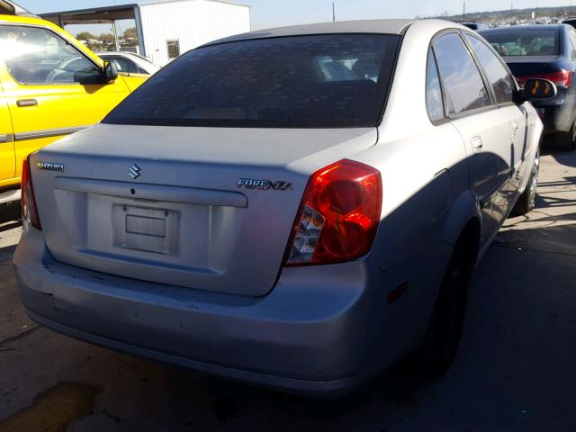 KL5JD56Z95K142943 - 2005 SUZUKI FORENZA S GRAY photo 4