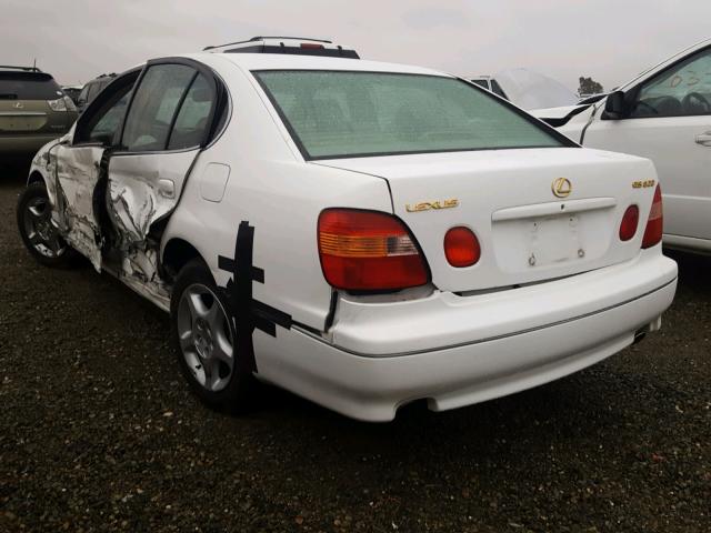 JT8BD68SXY0095652 - 2000 LEXUS GS 300 WHITE photo 3