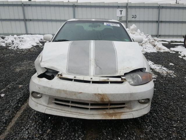 1G1JH12F137307315 - 2003 CHEVROLET CAVALIER L WHITE photo 10