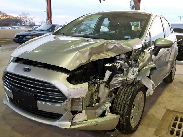 3FADP4TJ7GM150936 - 2016 FORD FIESTA S SILVER photo 2