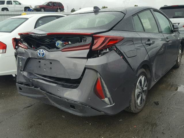 JTDKARFP3H3038928 - 2017 TOYOTA PRIUS PRIM 灰色 照片 4