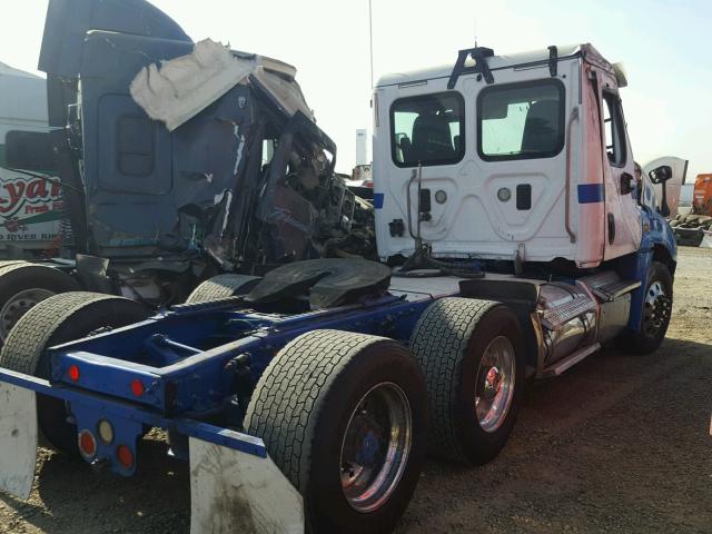 3AKJGEDVXDSFA5787 - 2013 FREIGHTLINER CASCADIA 1 WHITE photo 4