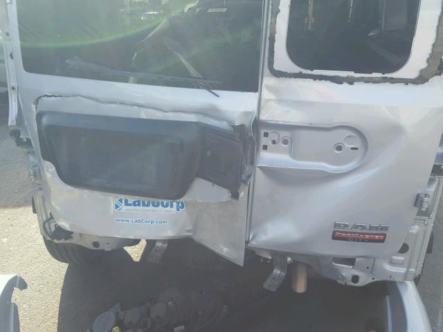 ZFBERFBBXH6D42616 - 2017 RAM PROMASTER 银色 照片 9