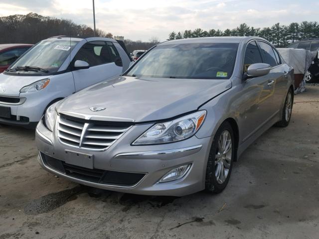 KMHGC4DF0CU170444 - 2012 HYUNDAI GENESIS 4. GRAY photo 2