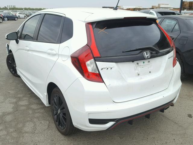 3HGGK5H68JM700296 - 2018 HONDA FIT SPORT WHITE photo 3