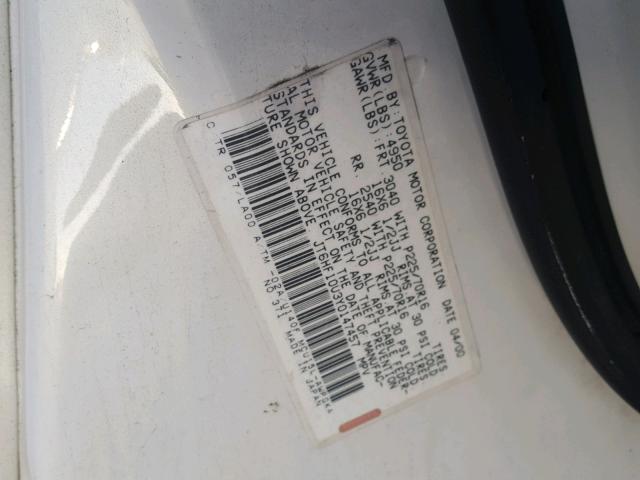 JT6HF10U3Y0147457 - 2000 LEXUS RX 300 WHITE photo 10