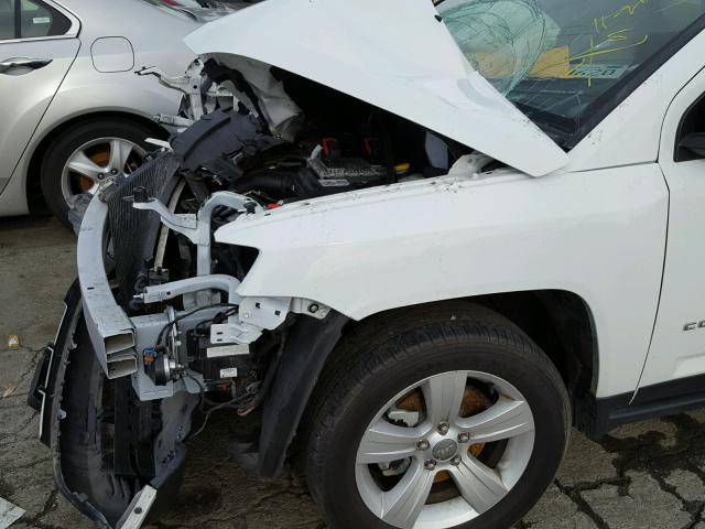 1C4NJCBB4FD131551 - 2015 JEEP COMPASS SP 白色 照片 9