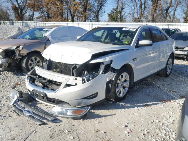 1FAHP2HW9BG180517 - 2011 FORD TAURUS SEL WHITE photo 2